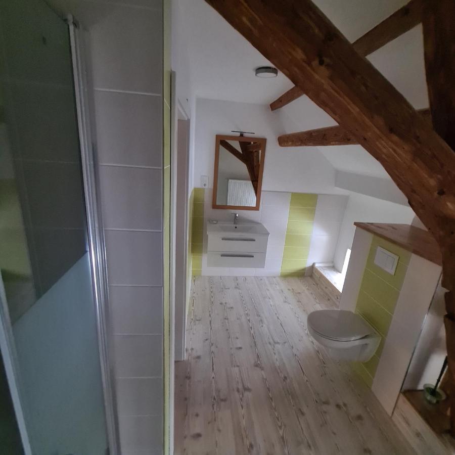 Gaestezimmer Treuen - Bed & Breakfast ภายนอก รูปภาพ