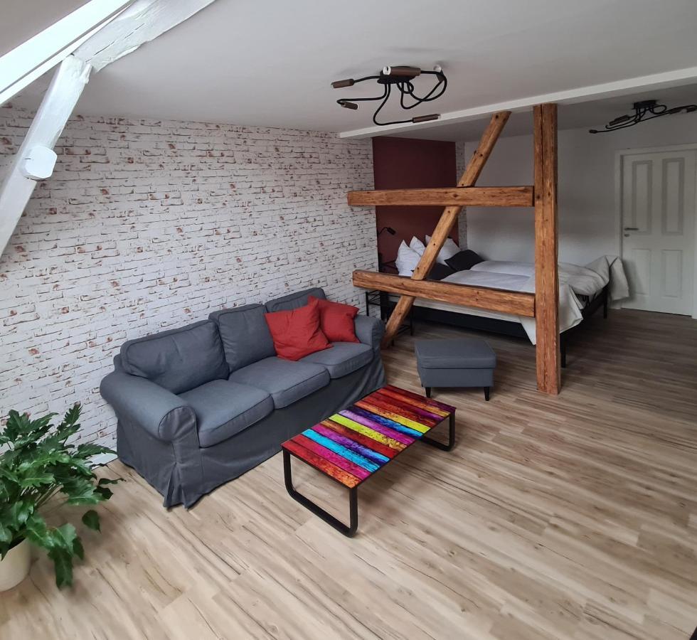 Gaestezimmer Treuen - Bed & Breakfast ภายนอก รูปภาพ