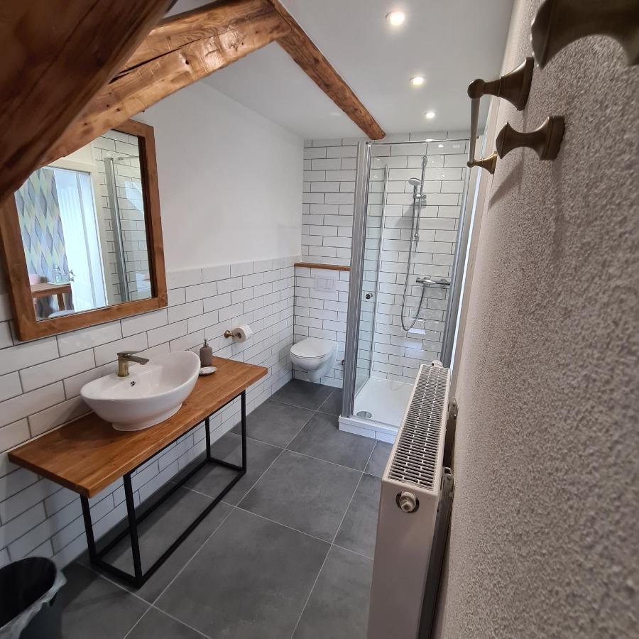Gaestezimmer Treuen - Bed & Breakfast ภายนอก รูปภาพ
