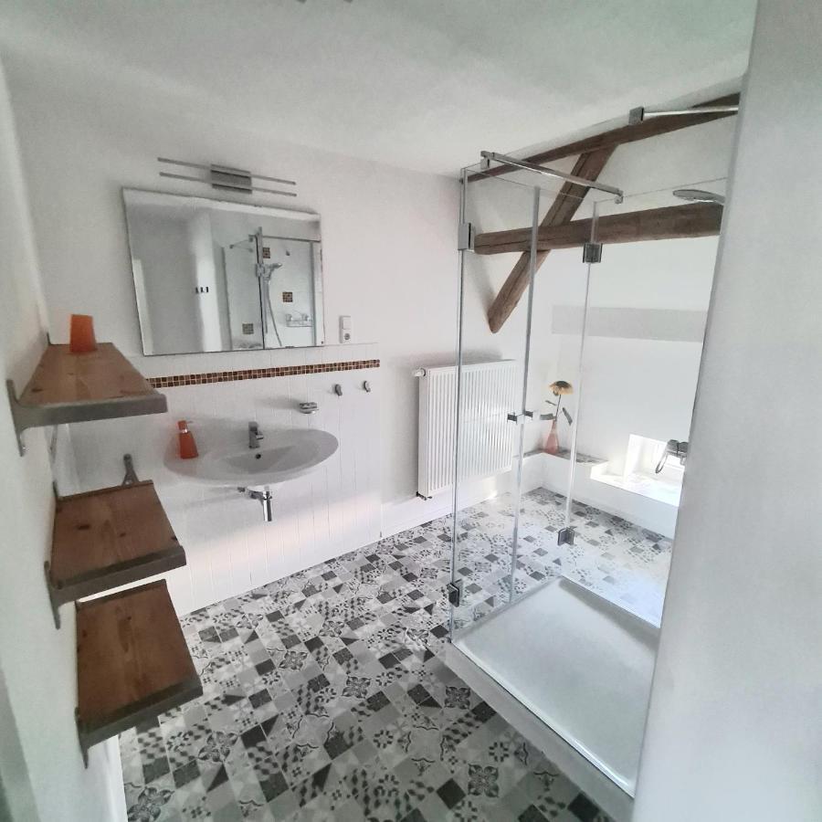 Gaestezimmer Treuen - Bed & Breakfast ภายนอก รูปภาพ